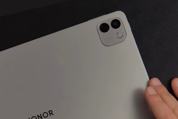 Honor Magic Pad 4 Camera